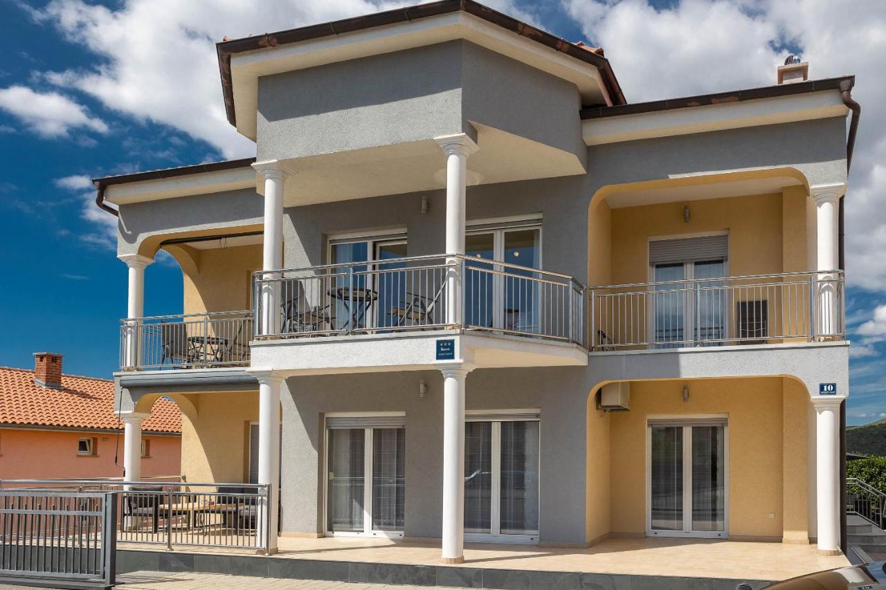 Apartmani Dea Crikvenica Eksteriør billede
