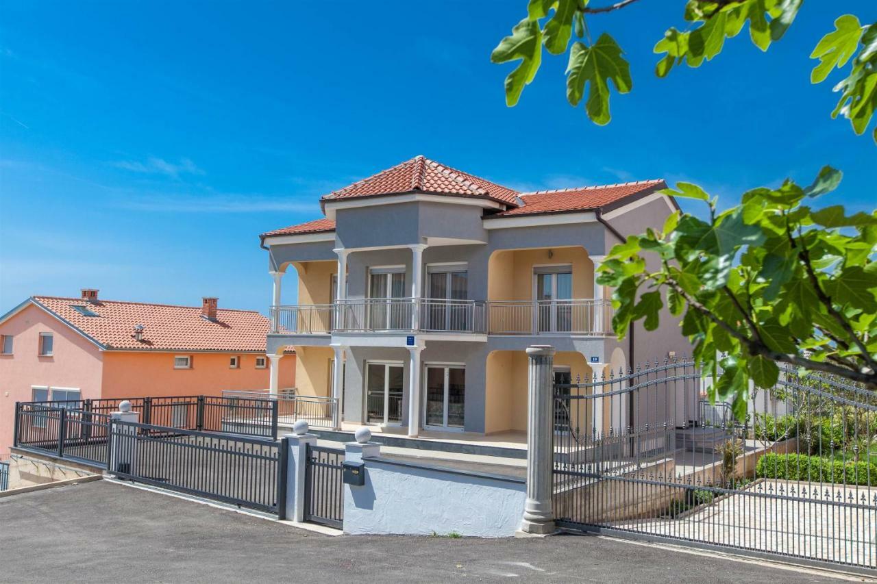 Apartmani Dea Crikvenica Eksteriør billede