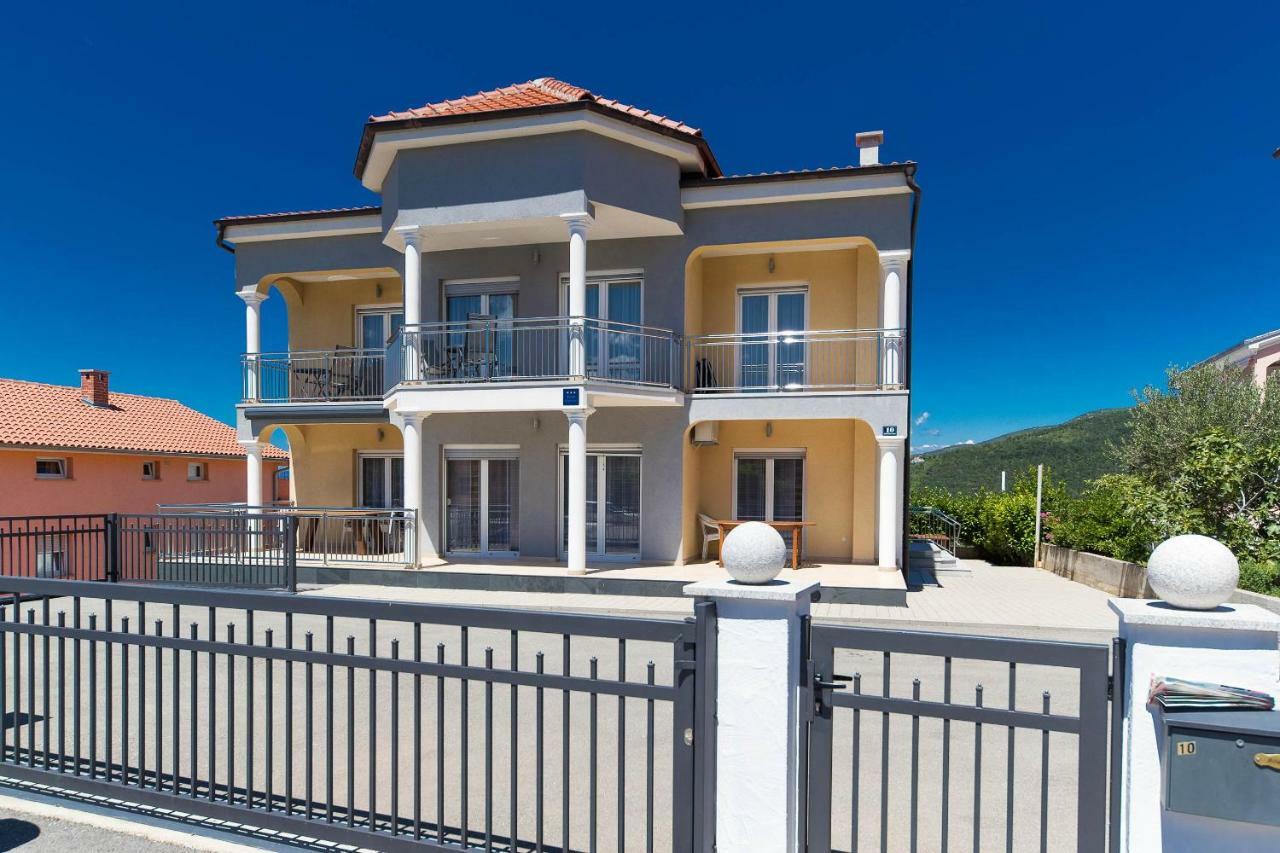 Apartmani Dea Crikvenica Eksteriør billede