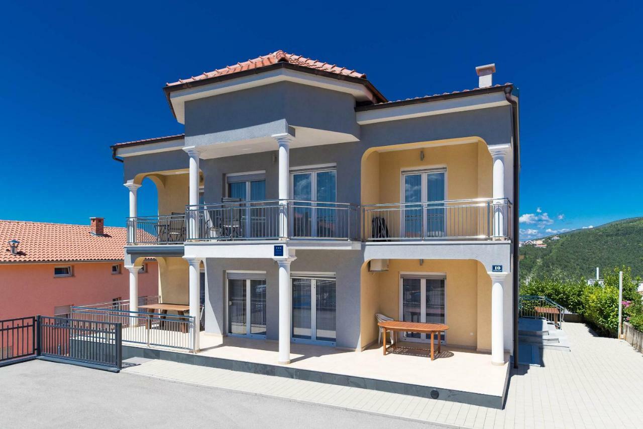 Apartmani Dea Crikvenica Eksteriør billede